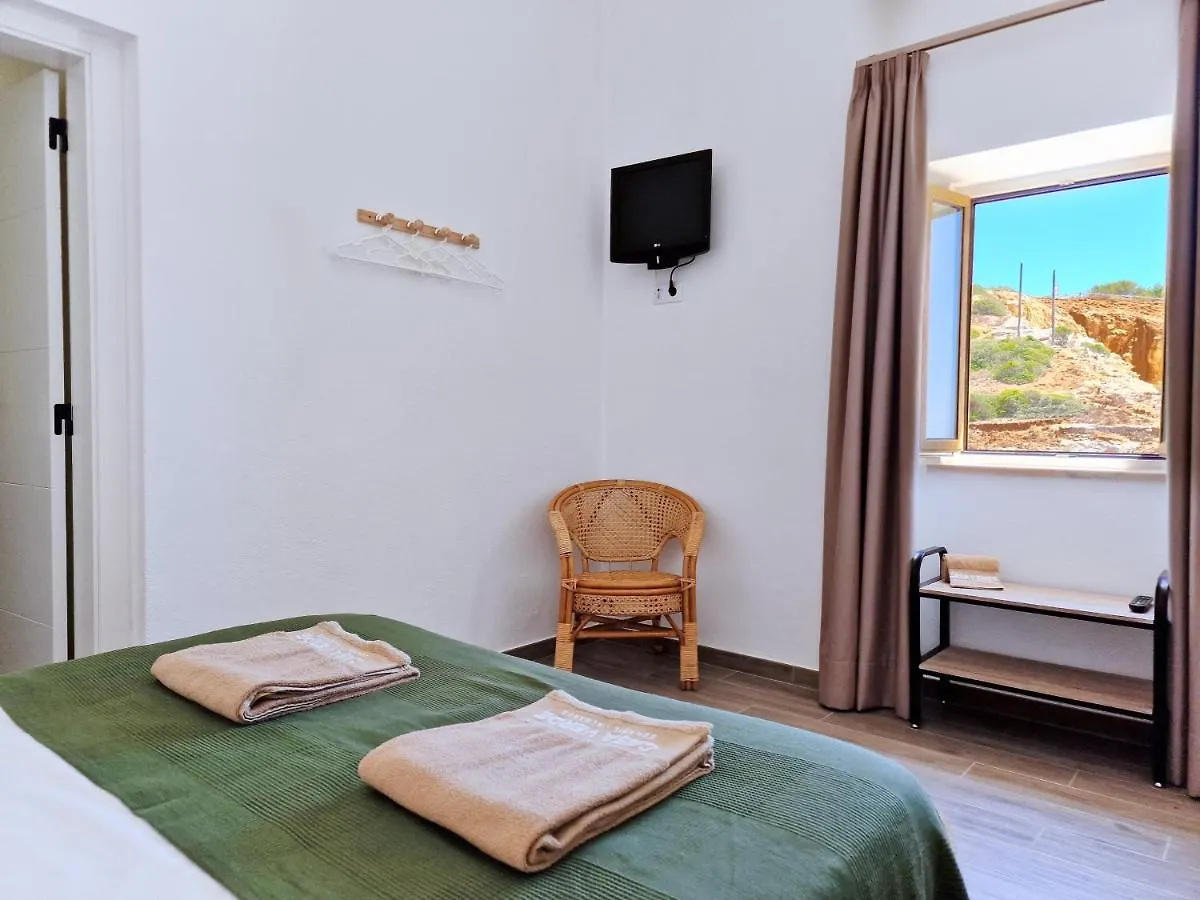 בנאגיל Casa Verde - Beach House, Private Terrace & Pool בית נופש